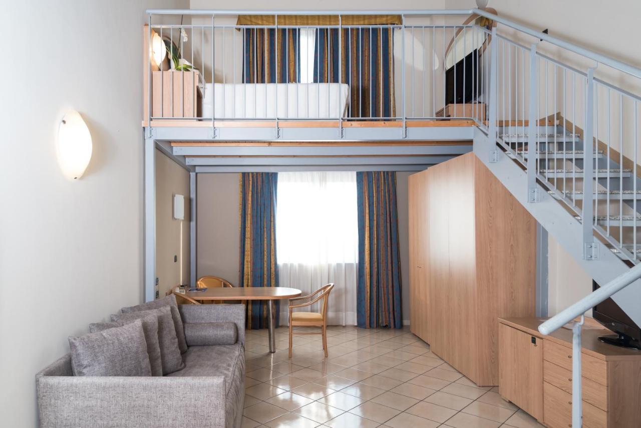 Hotel Blu - Sure Collection By Western 4*